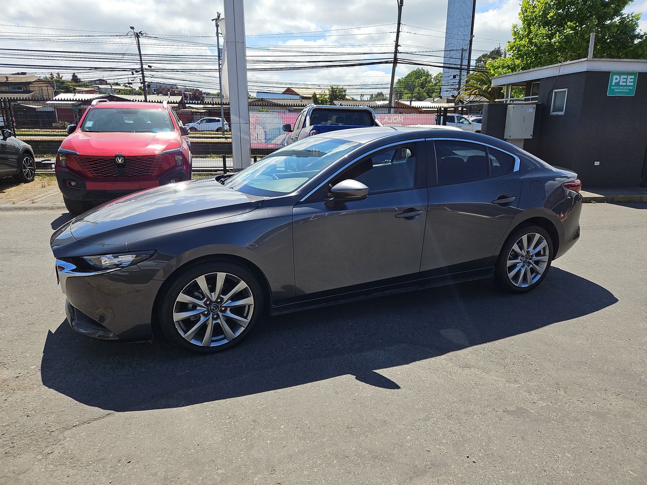 Mazda 3 3 Sedan 2.0 2023 Usado en Usados de Primera - Sergio Escobar