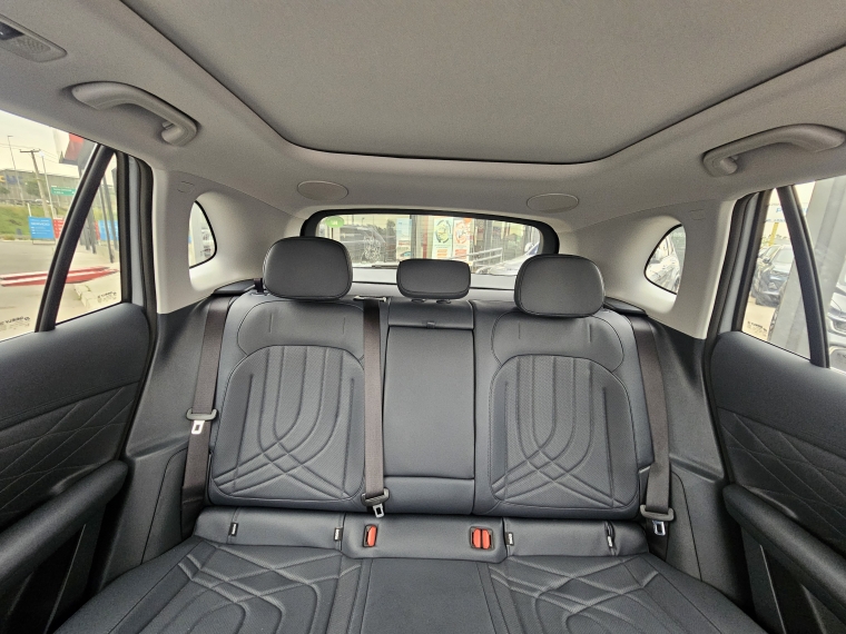 Geely Ex7 — foto 16 de 20
