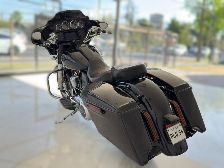 Harley-davidson Flhxse cvo street glide 1923 Cc 2021 Usado en Automotriz Olea Flaño