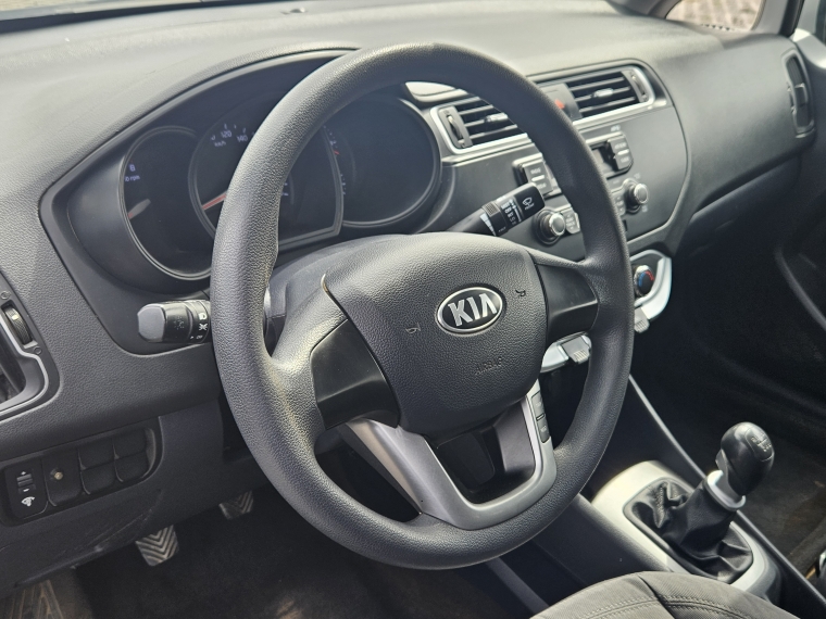 Kia Rio 4 4 Ex 1.4 2017 Usado  Usado en Kovacs Usados