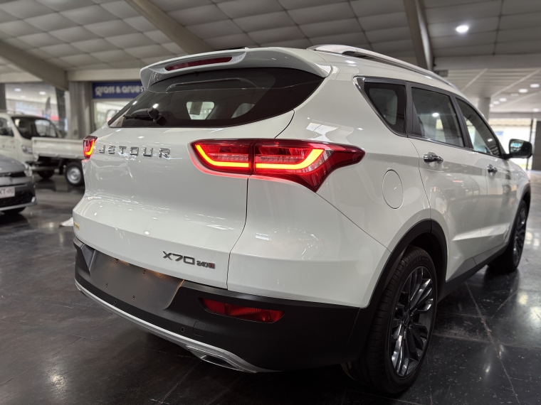 Jetour X70 Glx 1.5t At8  2023  Usado en Grass & Arueste