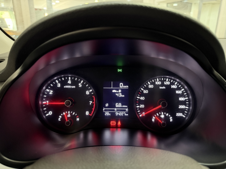 Kia Rio 4 Lx 1.4l Ac Abs 6mt Full 2022  Usado en Grass & Arueste