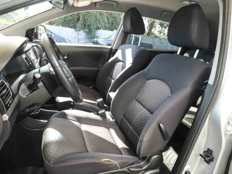 Ssangyong Korando 4x2 Mt Semi Full 2013 Usado  Usado en Webautos.cl