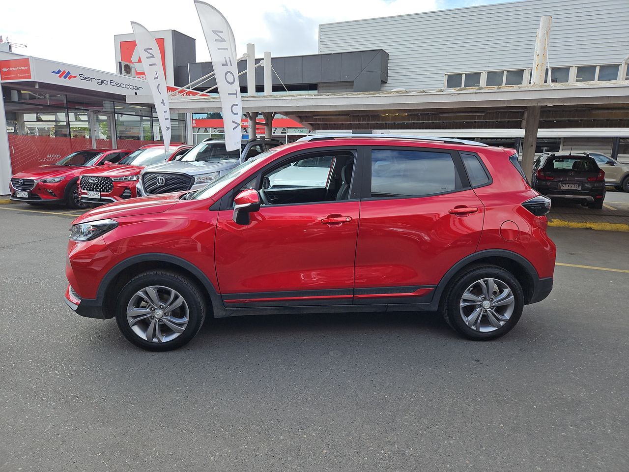 Changan Cs15 Cs15 Hb 4x2 1.5 2023 Usado en Usados de Primera - Sergio Escobar