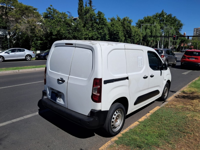 Peugeot Partner Hdi 92hp 1.6 2022  Usado en GT Autos