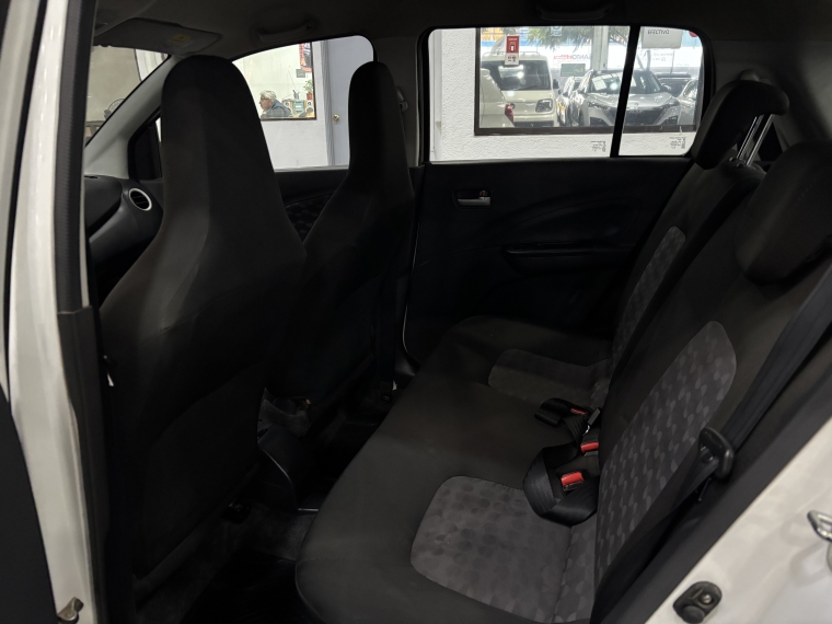 Suzuki Celerio Glx 1.0l 5mt Ac 2016  Usado en Grass & Arueste