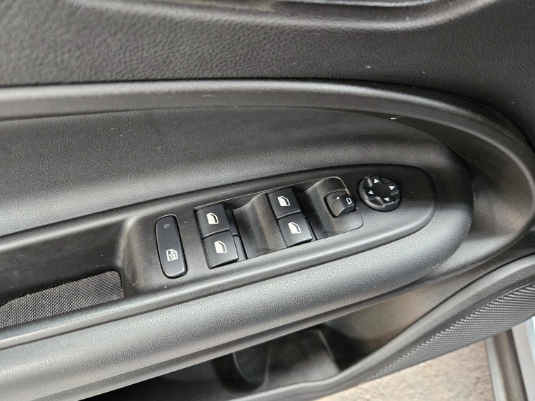 Jeep Avenger Avenger Longitude 1.2 2025 Usado en Rosselot Usados