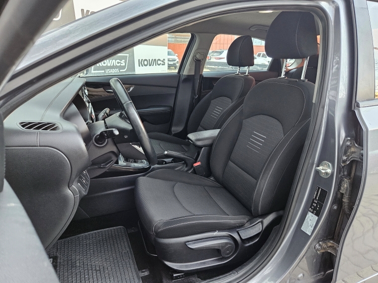 Kia Cerato 1.6 Ex Mt Full 2019 Usado  Usado en Kovacs Usados
