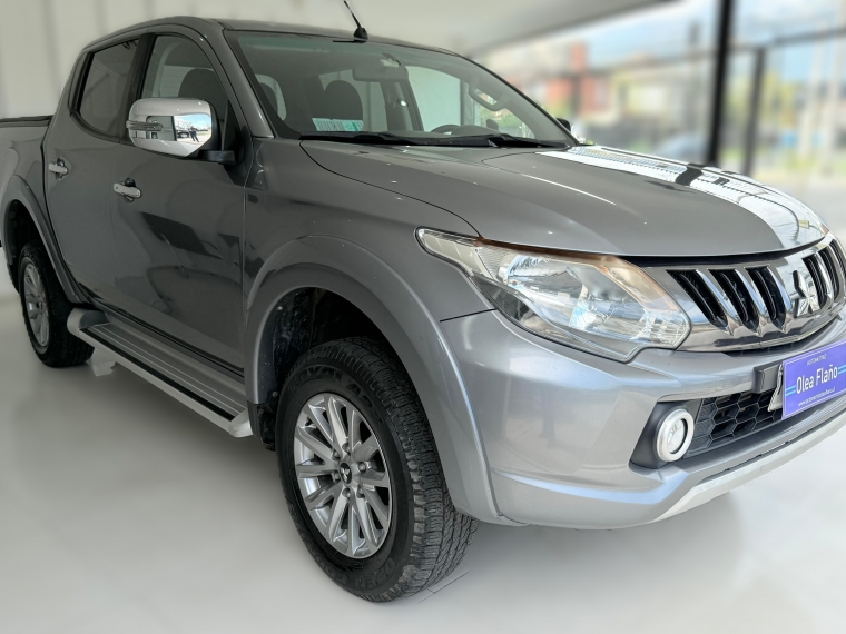 Mitsubishi L200 Dakar 2.4 4x4 At. 2018 Usado en Automotriz Olea Flaño