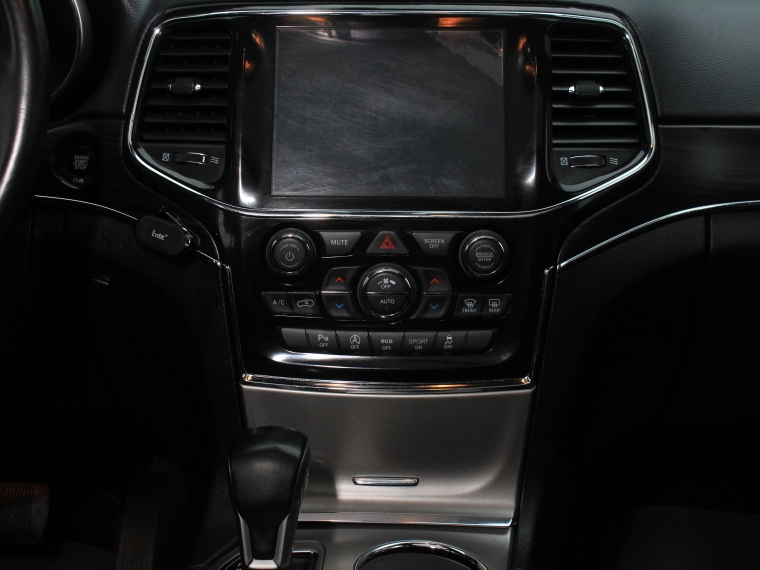 Jeep Grand cherokee 3.6  Limited Lx At 4x4 2022 Usado  Usado en Kovacs Usados