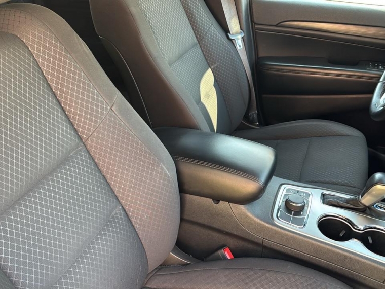 JEEP GRAND CHEROKEE LAREDO 4x4 3.0 AUT - imagen 10