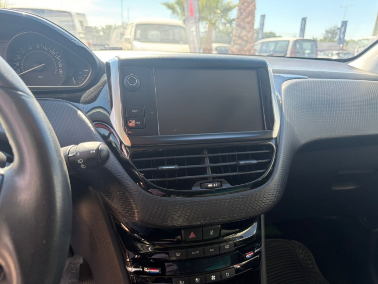 Peugeot 208 Diesel Signature 2021 Usado  Usado en Webautos.cl