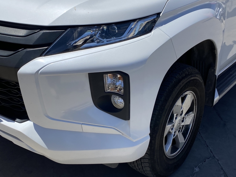 Mitsubishi L200 L200 Work 2.2 2024 Usado en Rosselot Usados