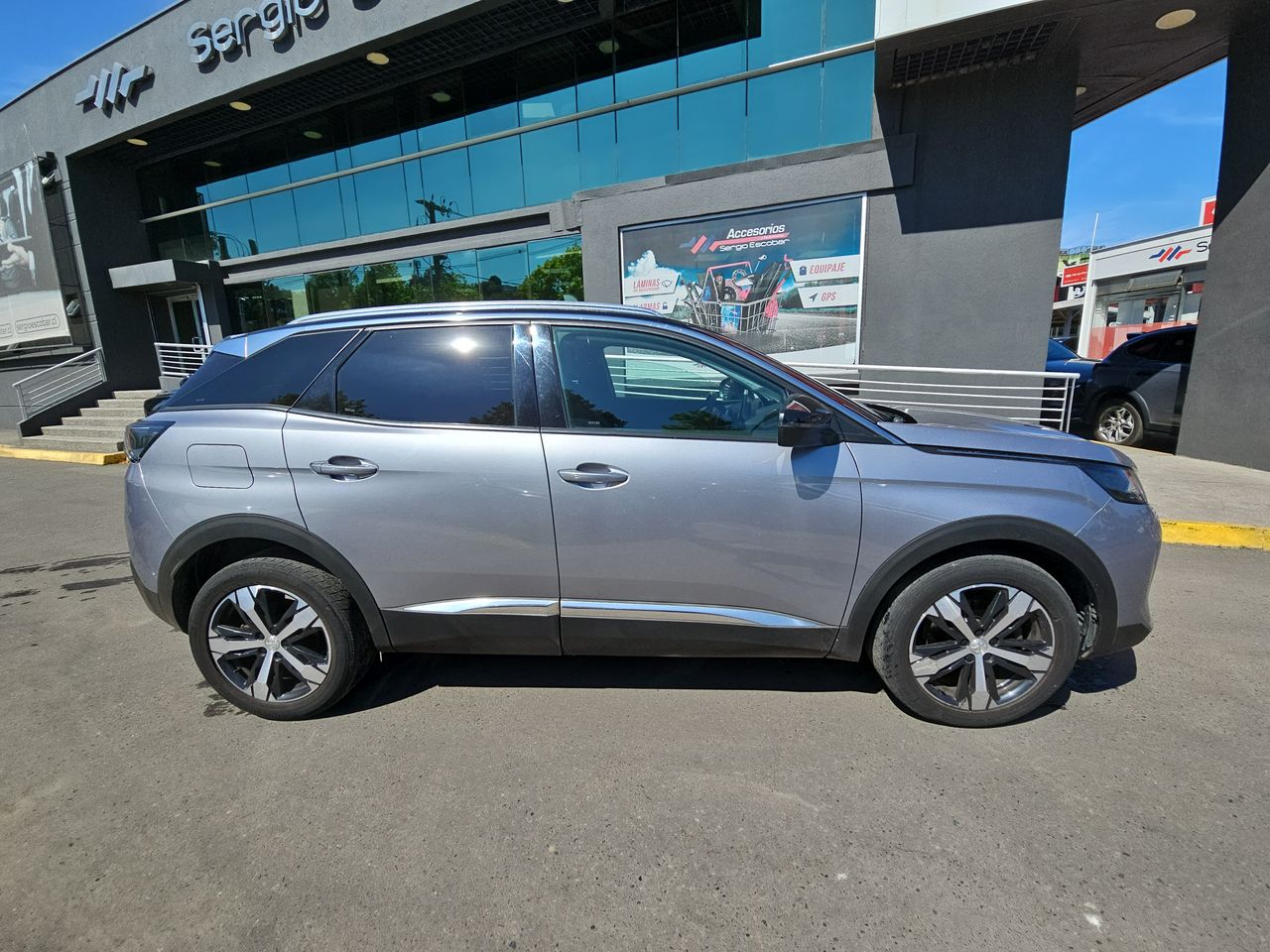 Peugeot 3008 3008 Thp 165hp 1.6 Aut 2022 Usado en Usados de Primera - Sergio Escobar