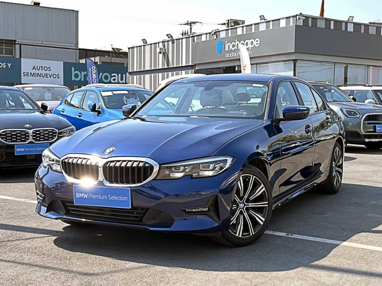 BMW 320 i Urban 2.0 AT 2021