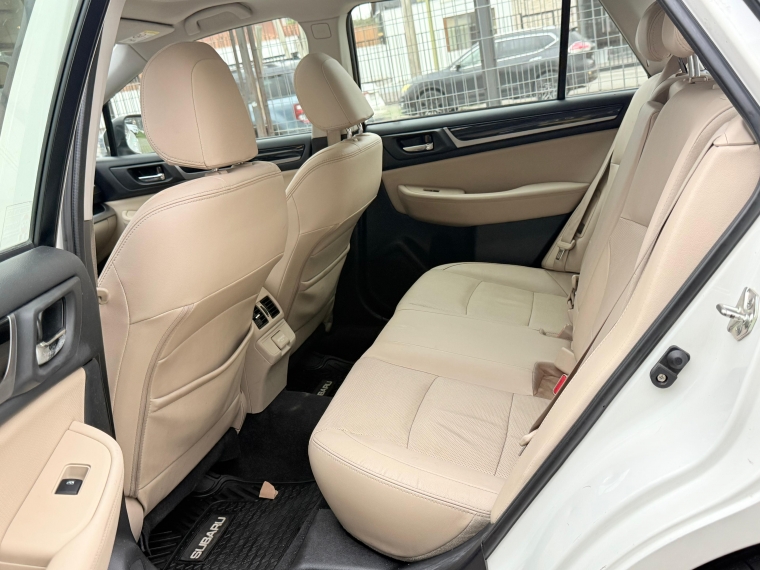 Subaru Outback 2.5i Aut 2019 Usado en Automotriz Olea Flaño