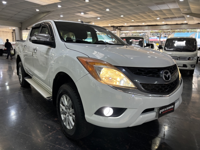 Mazda Bt-50 Sdx 4x4 3.2l Aut 2016  Usado en Grass & Arueste