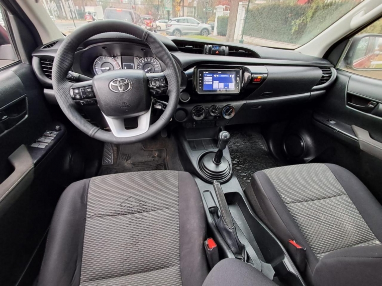 TOYOTA HILUX DX 4X2 2.4 - imagen 13
