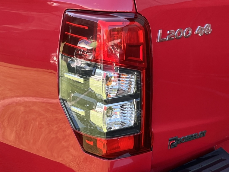 Mitsubishi Katana L200 D/c 2.2 Katana Crt 4x4 Special Pack Euro 6d 2024 Usado en Rosselot Usados