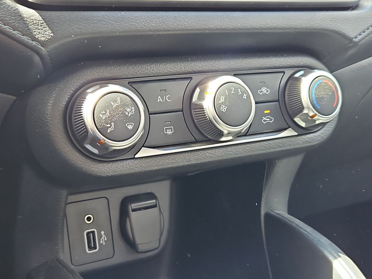 Nissan Versa Versa Mt 4x2 1.6 2025 Usado en Usados de Primera - Sergio Escobar