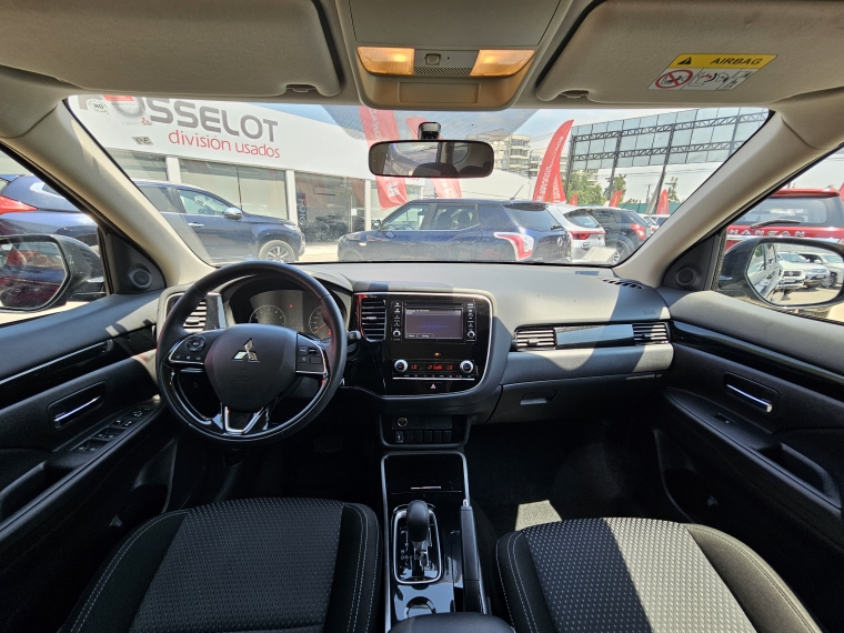 Mitsubishi Outlander Outlander Cvt 2.0 Aut 2022 Usado en Rosselot Usados