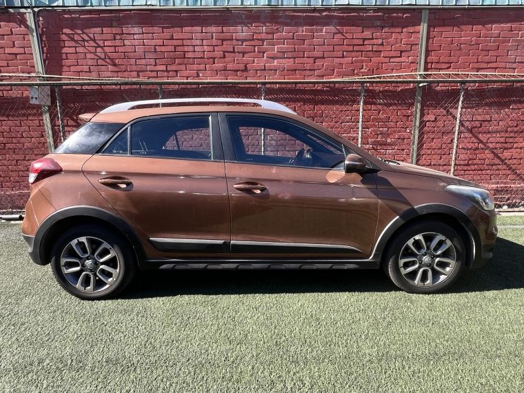 Hyundai I-20 I20 Active Gl 1.4 Aut 2017 Usado en Rosselot Usados