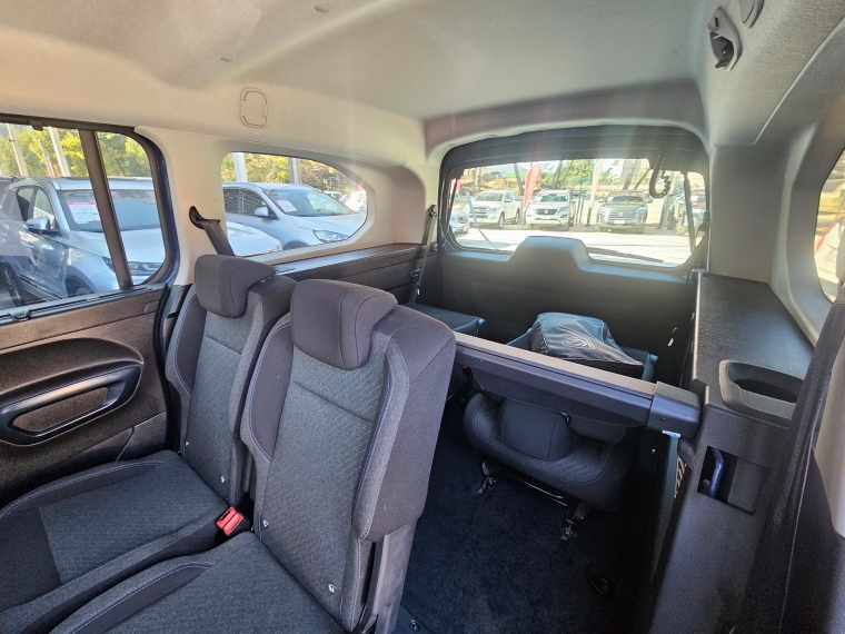Peugeot Rifter Rifter Bluehdi 130 1.5 2022 Usado en Rosselot Usados