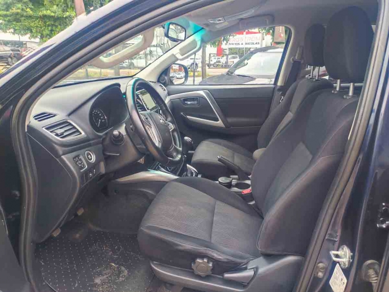 Mitsubishi Montero sport New  2.4 4x2 Mt 2023 Usado  Usado en Webautos.cl