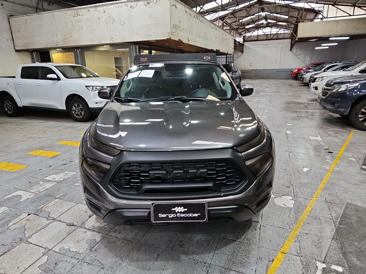 Ram 1000 1000 Big Horn Dcab 1.8 Aut 2023 Usado en Usados de Primera - Sergio Escobar