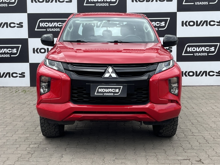 Mitsubishi L200 2.4 Td Work Cr Wf Mt 4x2 Diesel 2022 Usado  Usado en Kovacs Usados