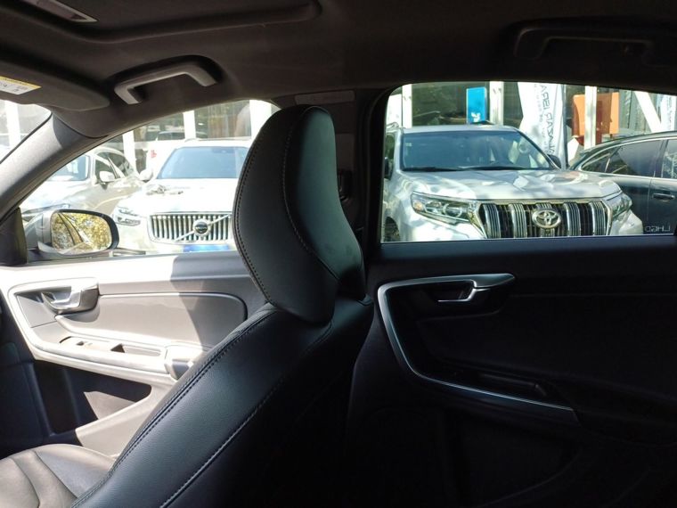 Volvo S60 2.0 D2 Diesel Limited 2wd At 4p 2019 Usado  Usado en Webautos.cl