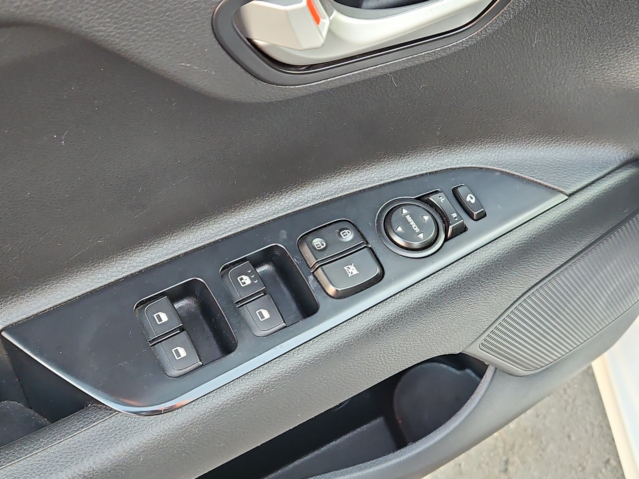 Kia Rio 4 Rio 4 Ex 1.4 2021 Usado en Usados de Primera - Sergio Escobar