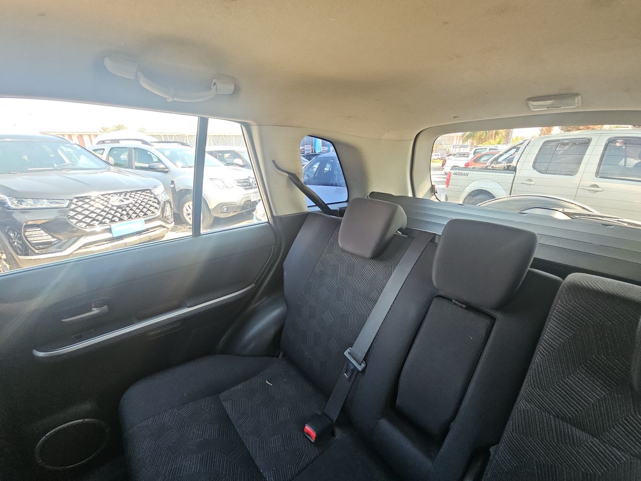 Suzuki Grand nomade Grand Nomade Glx Sport  2.4 2015 Usado  Usado en Webautos.cl