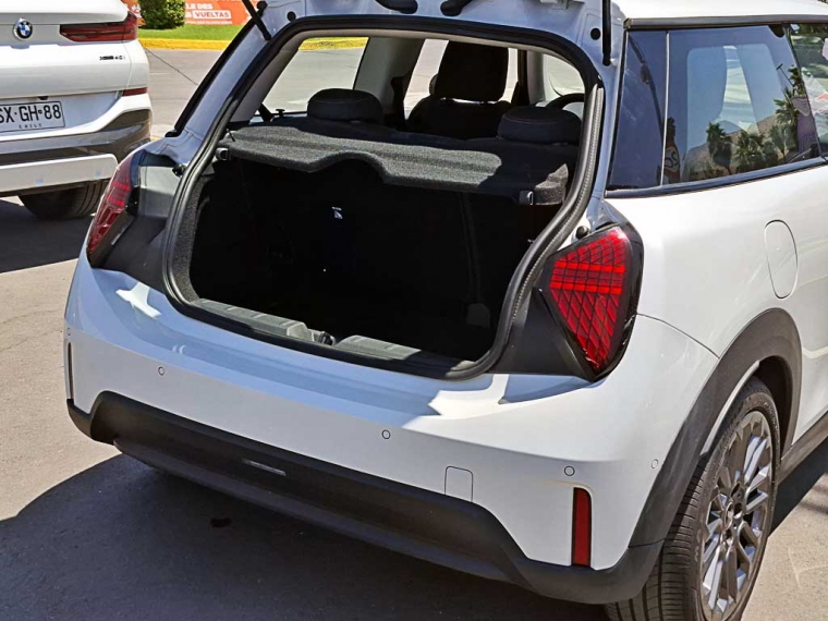 Mini Cooper C 1.5 Hb 3p Essential 2025 Usado  Usado en BMW Premium Selection