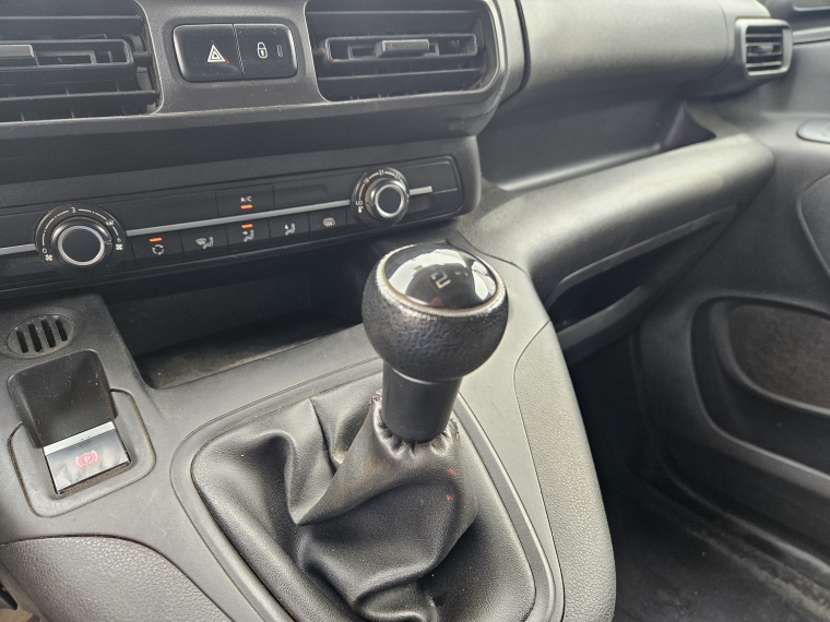 Peugeot Partner 1.6 Hdi Mt Ac 2023 Usado  Usado en Autoselect Usados