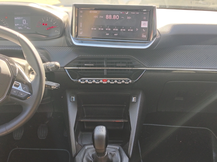 Peugeot 208 Nuevo 208 Style Puretech 75 Mt 1.2 Blanco Euro 6b 2024 Usado en Rosselot Usados