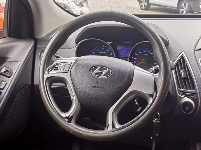 Hyundai Tucson Tucson Gl 2.0 Aut 2015 Usado en Rosselot Usados