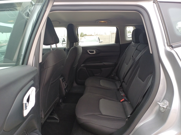 Jeep Compass Compass Sport 1.3 Aut 2023 Usado en Rosselot Usados