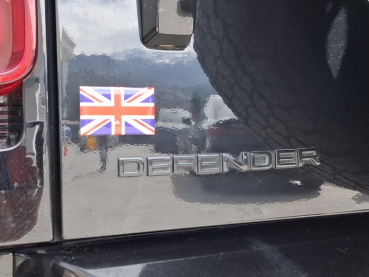 Land rover Defender 110 Se 4x4 3.0 Aut 2025 Usado Usado en BMW Premium Selection Land rover Defender 110 Se 4x4 3.0 Aut 2025 Usado Usado en BMW Premium Selection