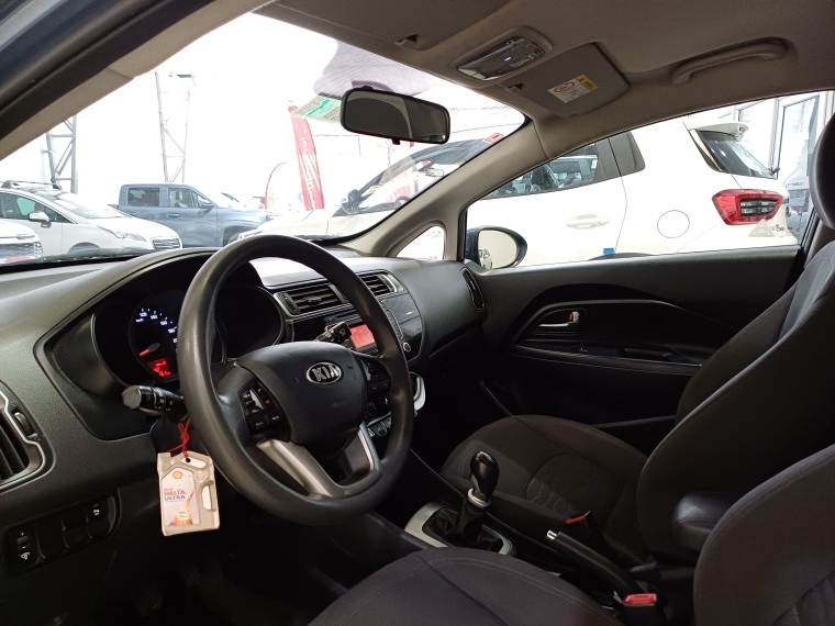 Kia Rio 5 Rio 5 Ex 1.4l 6mt Dab Abs - 1644 2016 Usado en Rosselot Usados