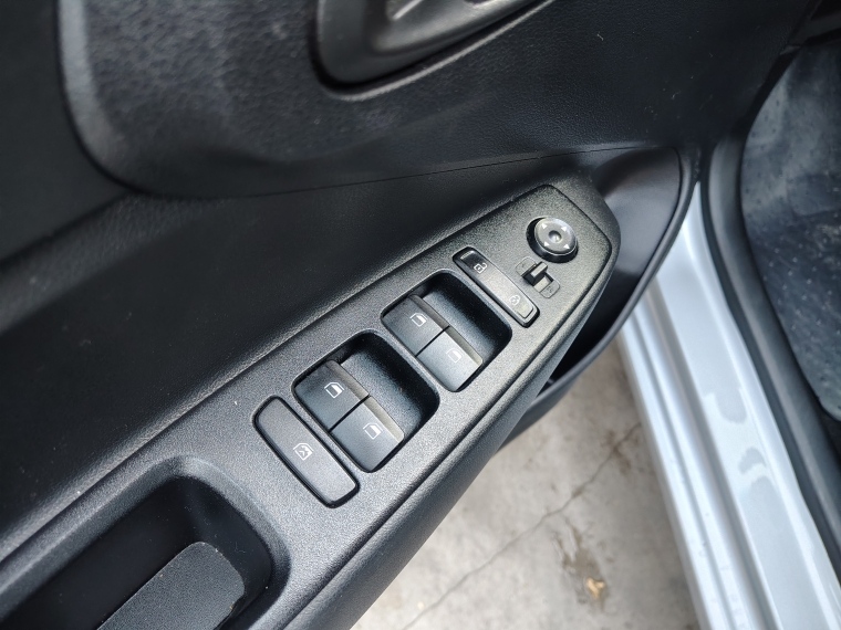 Hyundai Grand i10 1.2  Ai3  Hb  Plus  Mt 2024 Usado  Usado en Kovacs Usados