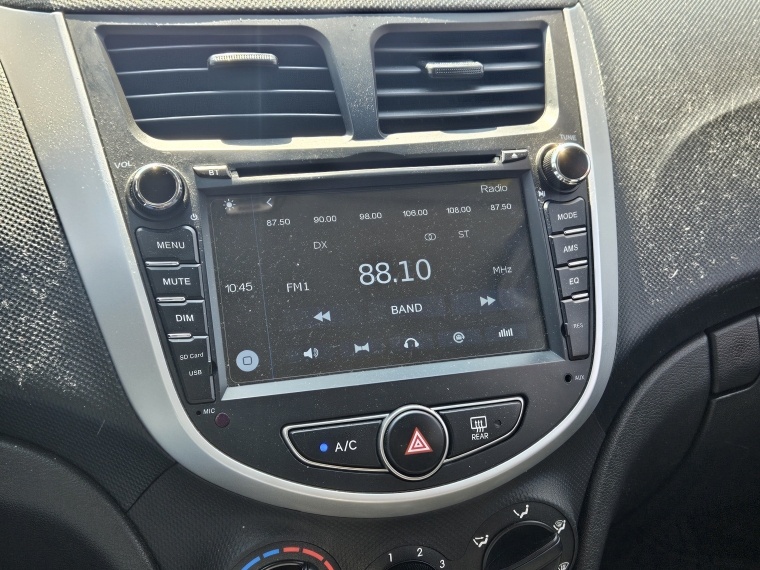 Hyundai Accent Accent Gl 1.4 2018 Usado en Rosselot Usados