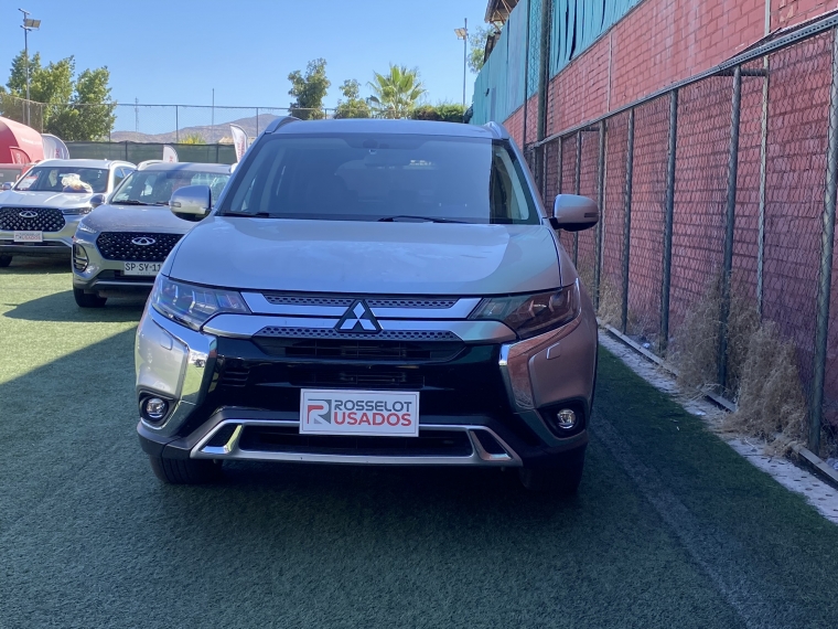 Mitsubishi Outlander Outlander Cvt 2.0 Aut 2022 Usado en Rosselot Usados