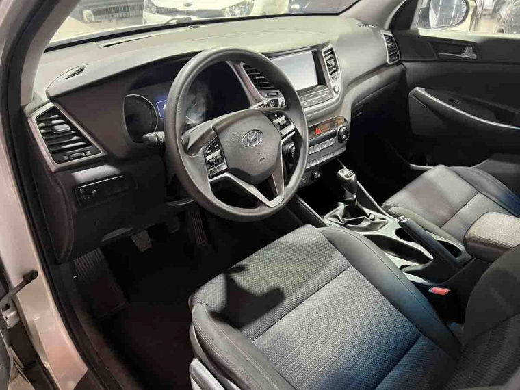 Hyundai Tucson Tl Gl 2.0 2017 Usado  Usado en Webautos.cl