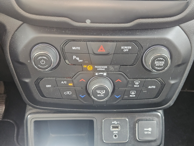 Jeep Renegade Renegade Sport 1.8 2023 Usado en Rosselot Usados