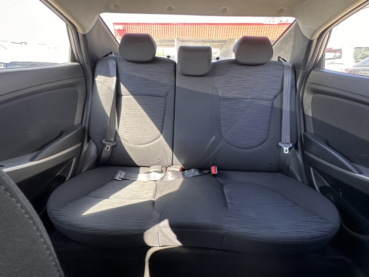 Hyundai Accent Accent 1.4 Mt 2 Air Bag Ac 2017 Usado en Rosselot Usados Hyundai Accent Accent 1.4 Mt 2 Air Bag Ac 2017 Usado en Rosselot Usados