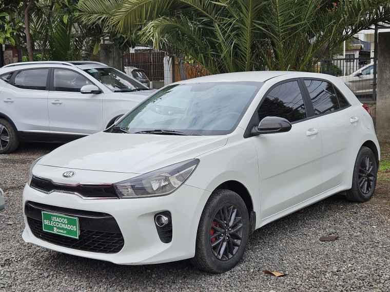 KIA RIO 5 RIO 5 C EX 1.6L 6MT CI SPORT - 2081 2021