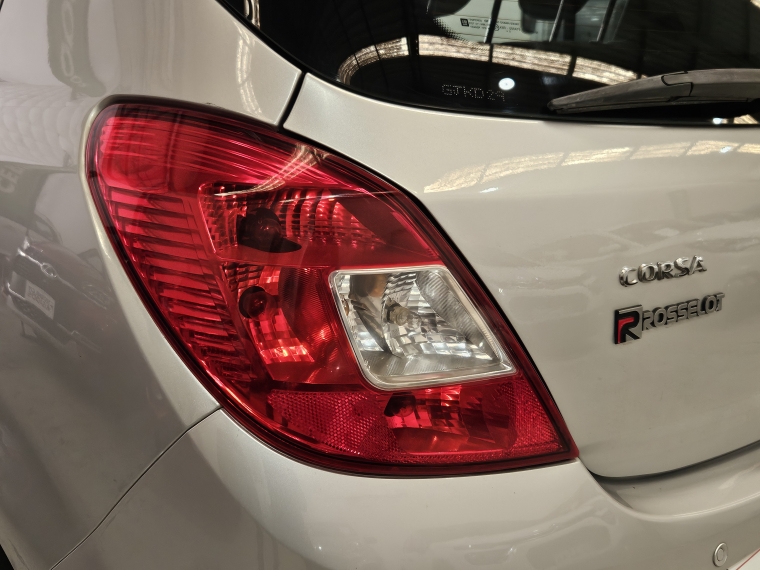 Opel Corsa Corsa Enjoy Hb Full 1.4 At 2014 Usado en Rosselot Usados
