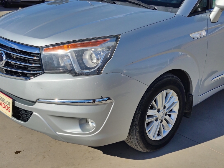 Ssangyong Stavic Stavic Full 2.2 2016 Usado en Rosselot Usados