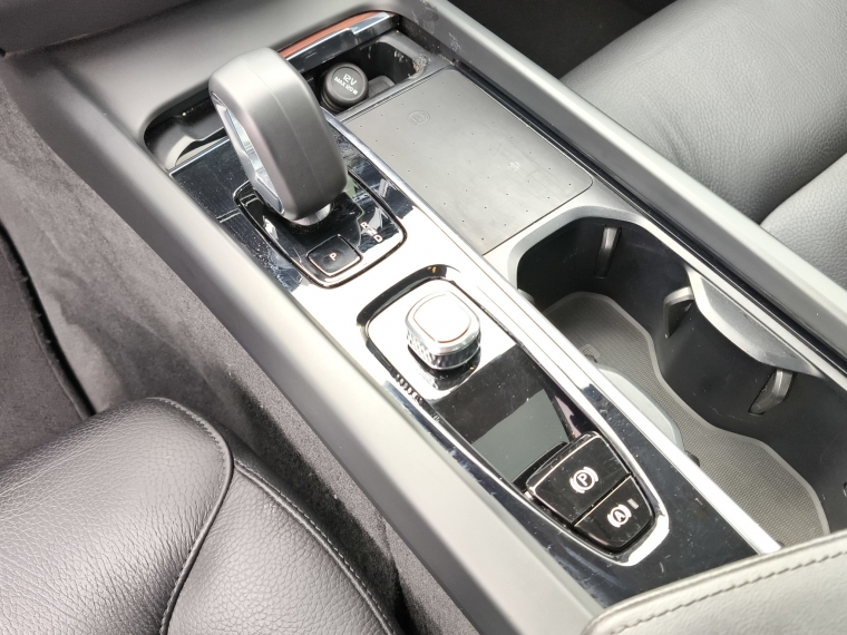 Volvo V60 Cc Ii B5 4x4 2.0 Aut 2023 Usado  Usado en BMW Premium Selection